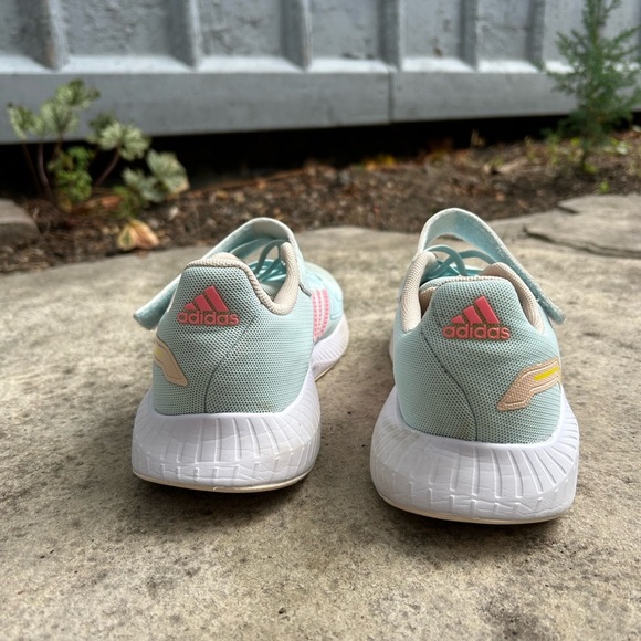 adidas Kids Sneakers in Light Blue and Pink, size youth 4 - Picture 9 of 9